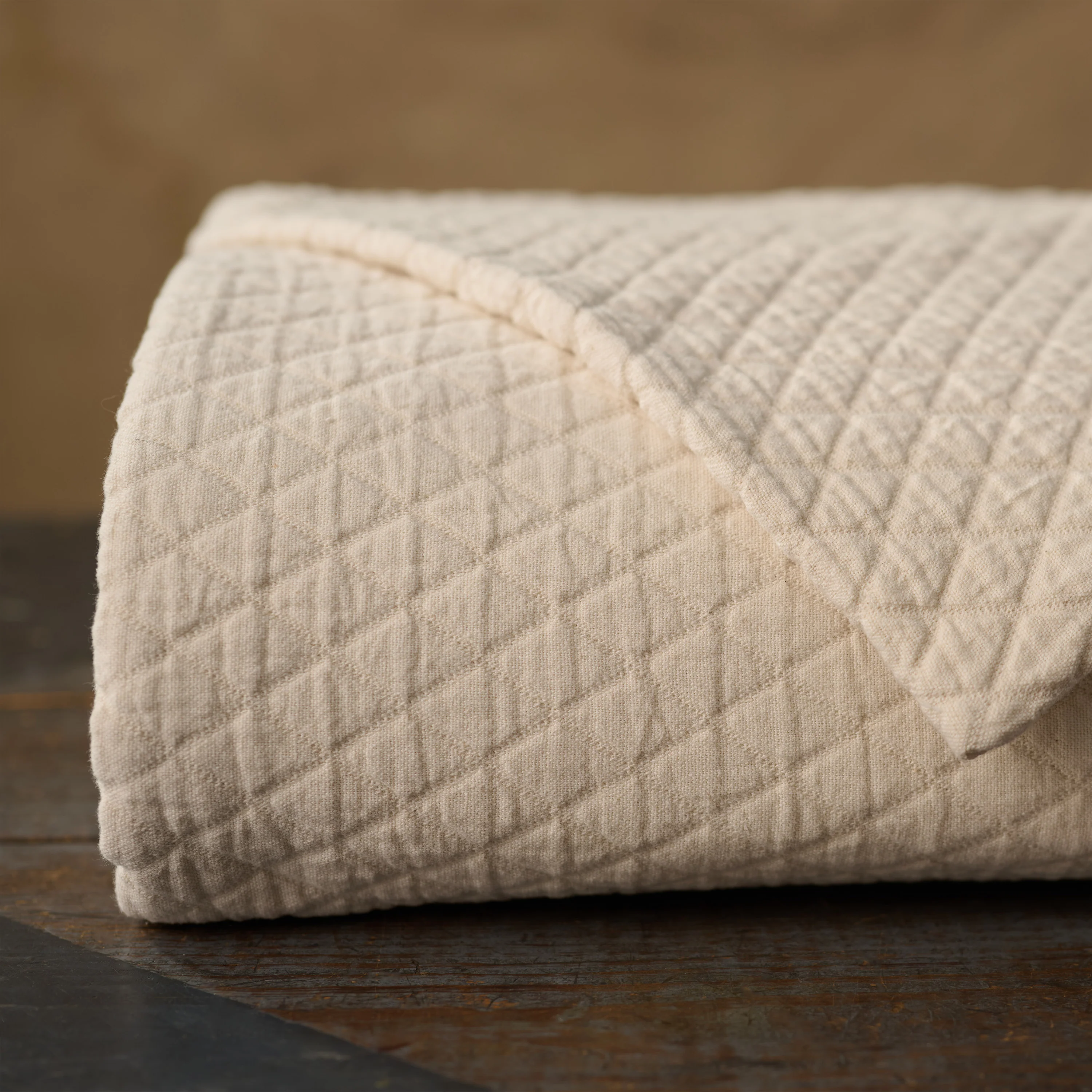Diamond Matelassé Coverlet - Image 3