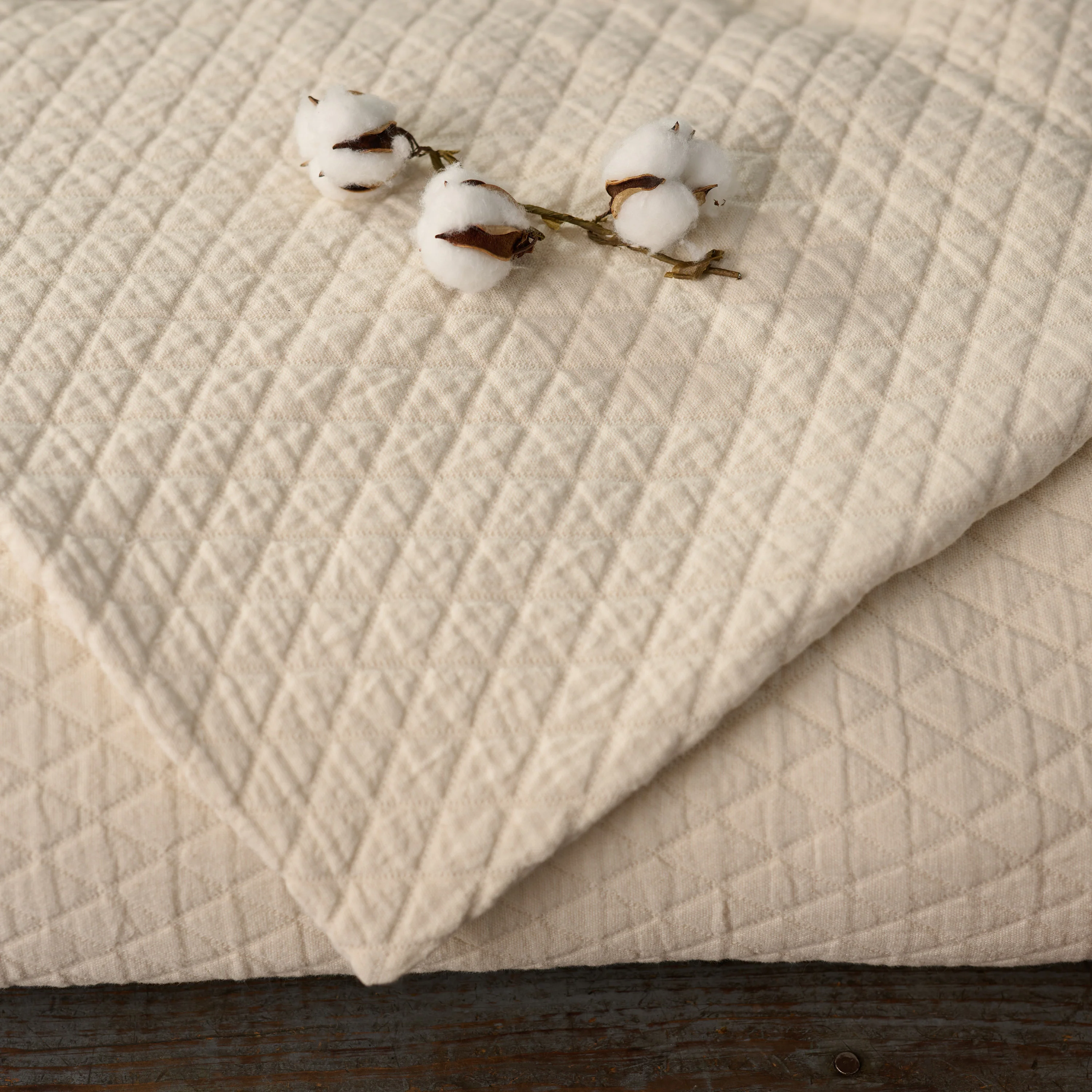 Diamond Matelassé Coverlet & Shams Bundle - Image 7