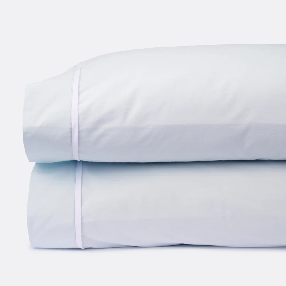 Essential Piping Pillowcase Set